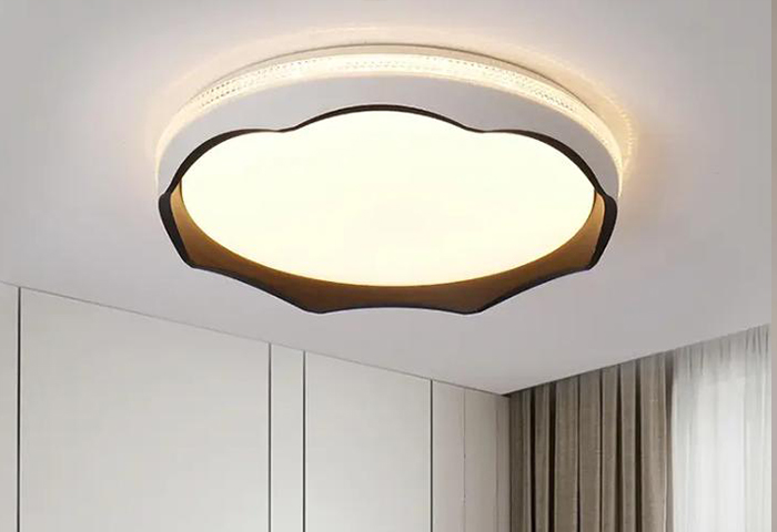 厨房扣板吸顶灯替换办法是什么